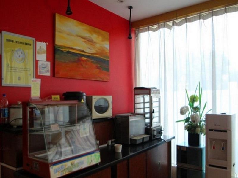7天优品·福州塔头路泰禾广场店酒店 外观 照片